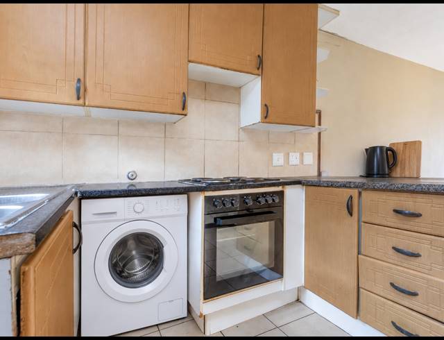2 BEDROOM APARTMENT FOR SALE IN NOORDWYK
